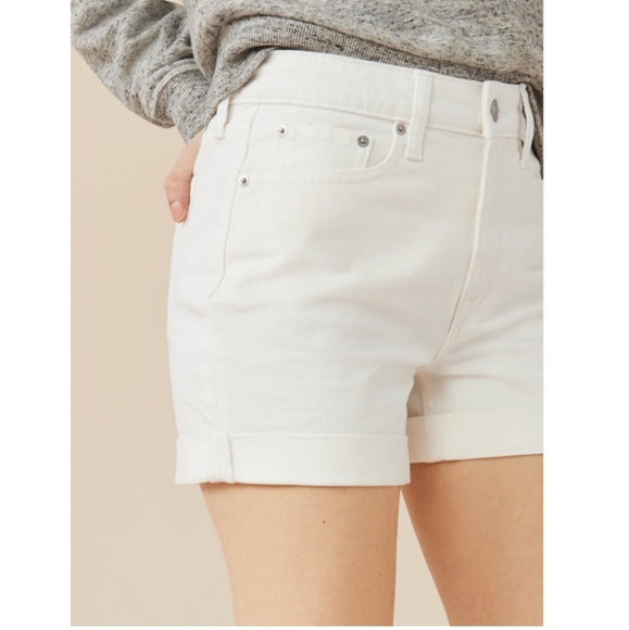 Free Assembly Women's Cuffed Rolled Jean Shorts - Picture 2 of 10